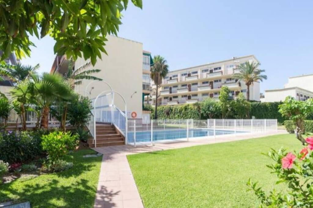 Beach Studio Torremolinos Exterior photo